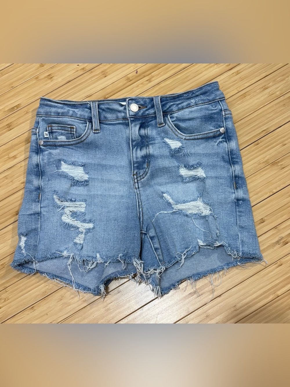 Judy Blue distressed light wash denim shorts. Size S. EUC.